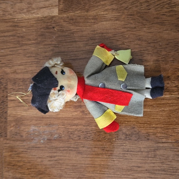 Vintage Kurt Adler 1973 Christmas Ornament, Little George Washington - Picture 1 of 6